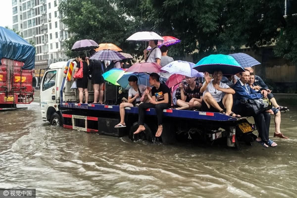 风雨同担，救灾复产！瀚美居全屋定制在行动！